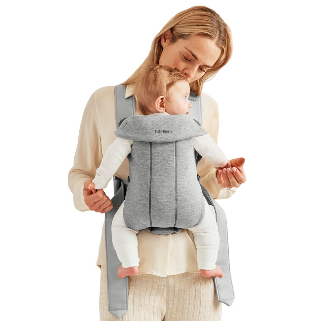 BabyBjörn Baby Carrier Mini, Light Gray, 3D Jersey | Infant Carrier (7-25 lbs), Ergonomic, Easy-to-Use